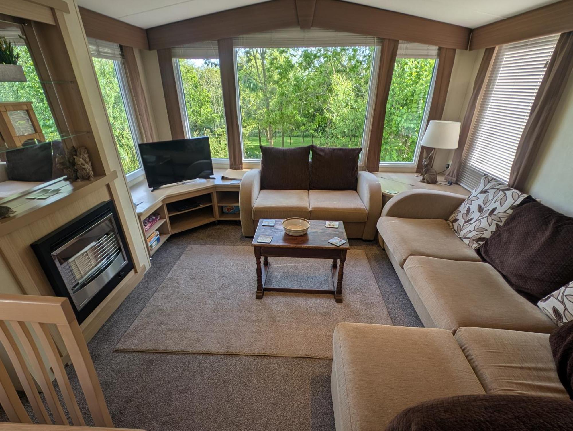 Red Squirrel Holiday Home In The Countryside, 10 Mins To Lligwy Beach Llandyfrydog Экстерьер фото
